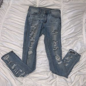 American eagle ripped jeans